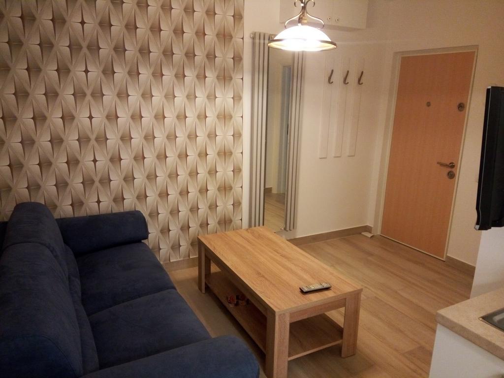 Lexy'S Apartment Brasov Luaran gambar